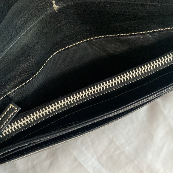 Vintage Prada Leather Wallet - Picture 5 of 6